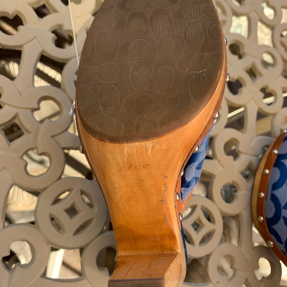 Vintage Denim Coach “BACALL” 4.5” w/1” Platform Mule Clogs! - Picture 15 of 16